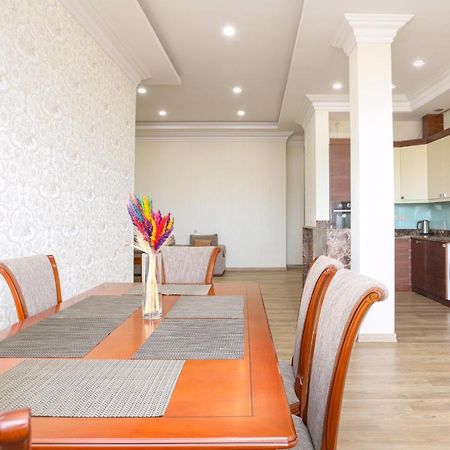Central Yerevan 3 Bedrooms Exclusive Penthouse Apartment,Small Center מראה חיצוני תמונה
