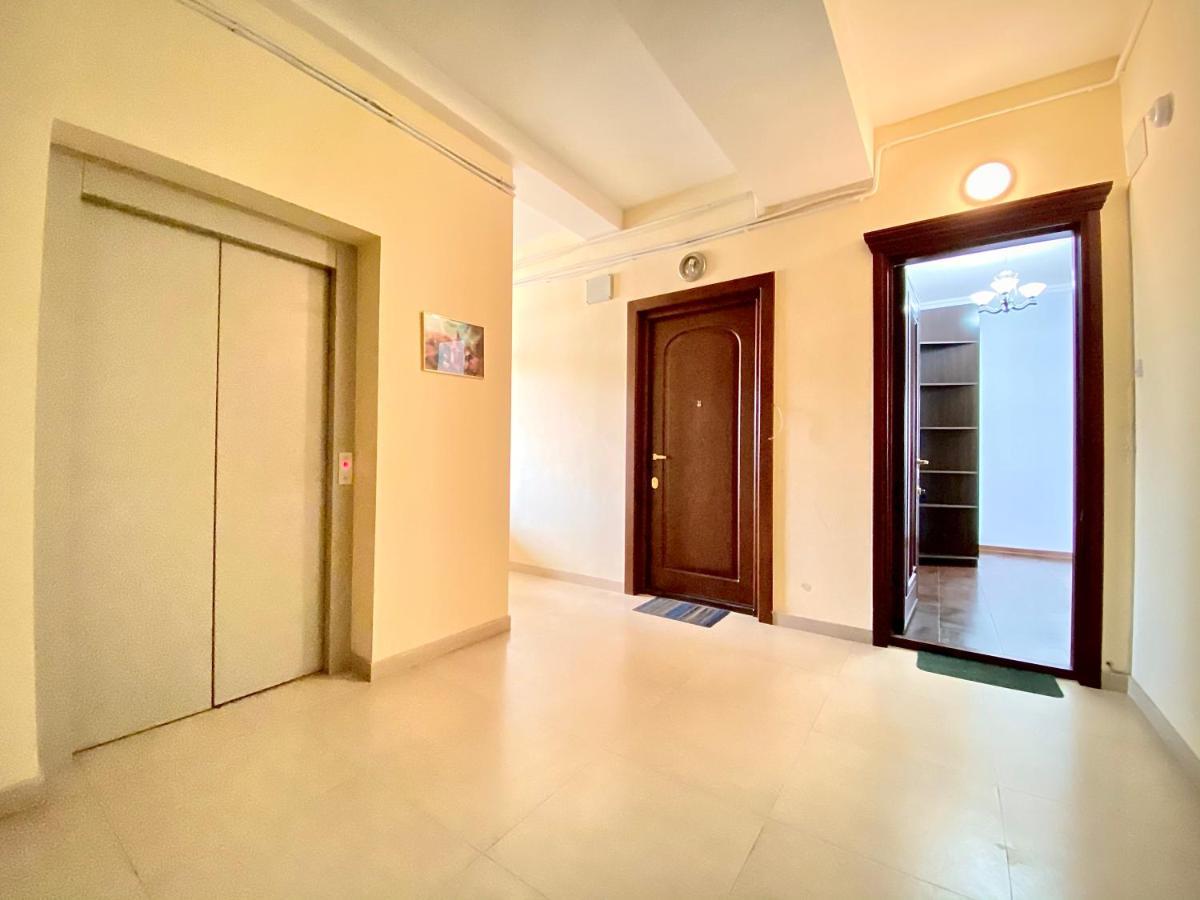 Central Yerevan 3 Bedrooms Exclusive Penthouse Apartment,Small Center מראה חיצוני תמונה