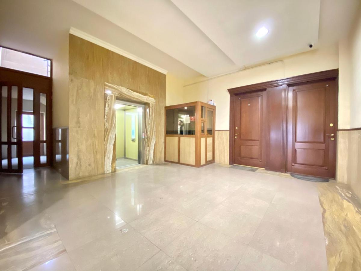 Central Yerevan 3 Bedrooms Exclusive Penthouse Apartment,Small Center מראה חיצוני תמונה