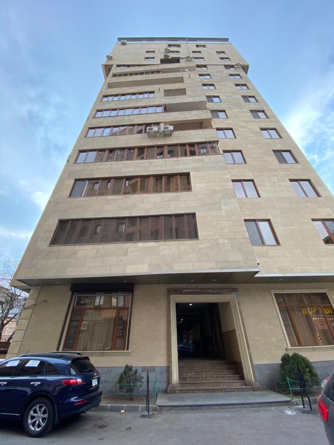 Central Yerevan 3 Bedrooms Exclusive Penthouse Apartment,Small Center מראה חיצוני תמונה