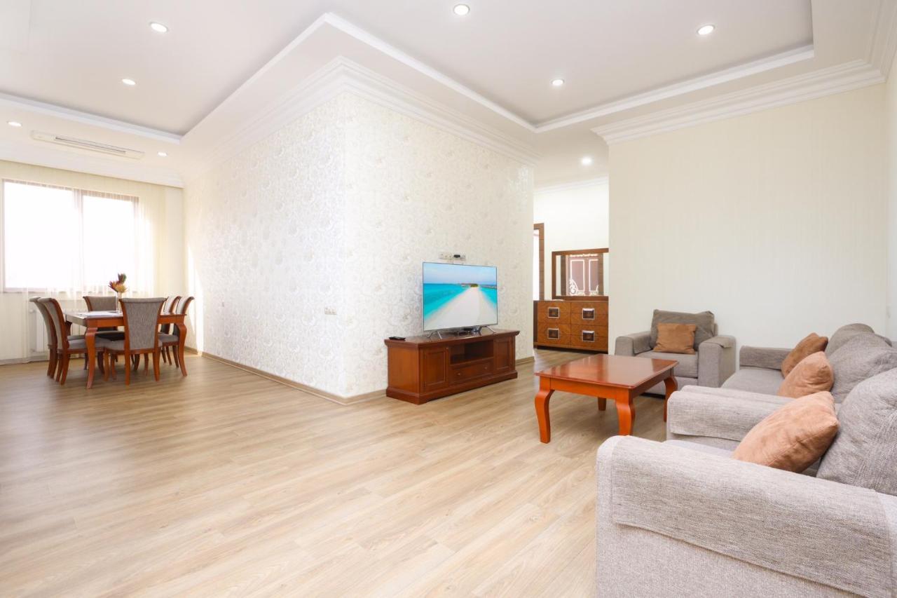 Central Yerevan 3 Bedrooms Exclusive Penthouse Apartment,Small Center מראה חיצוני תמונה
