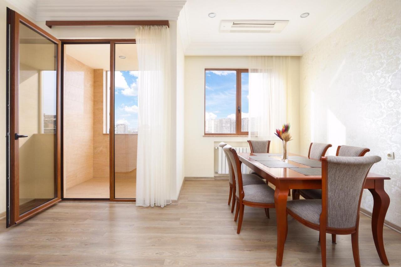 Central Yerevan 3 Bedrooms Exclusive Penthouse Apartment,Small Center מראה חיצוני תמונה